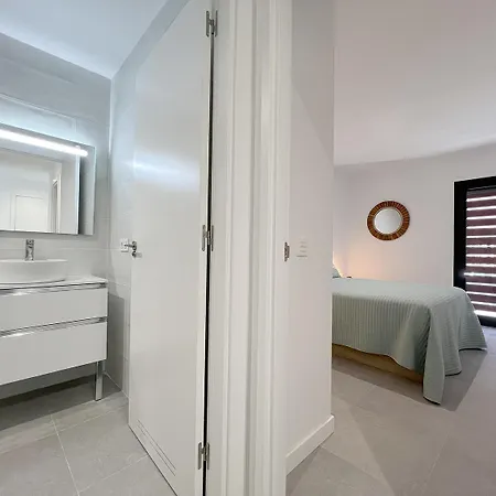 Apartment Tropical